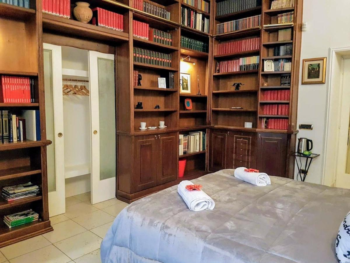 Suite Ottocento Napoletano Naples Luaran gambar