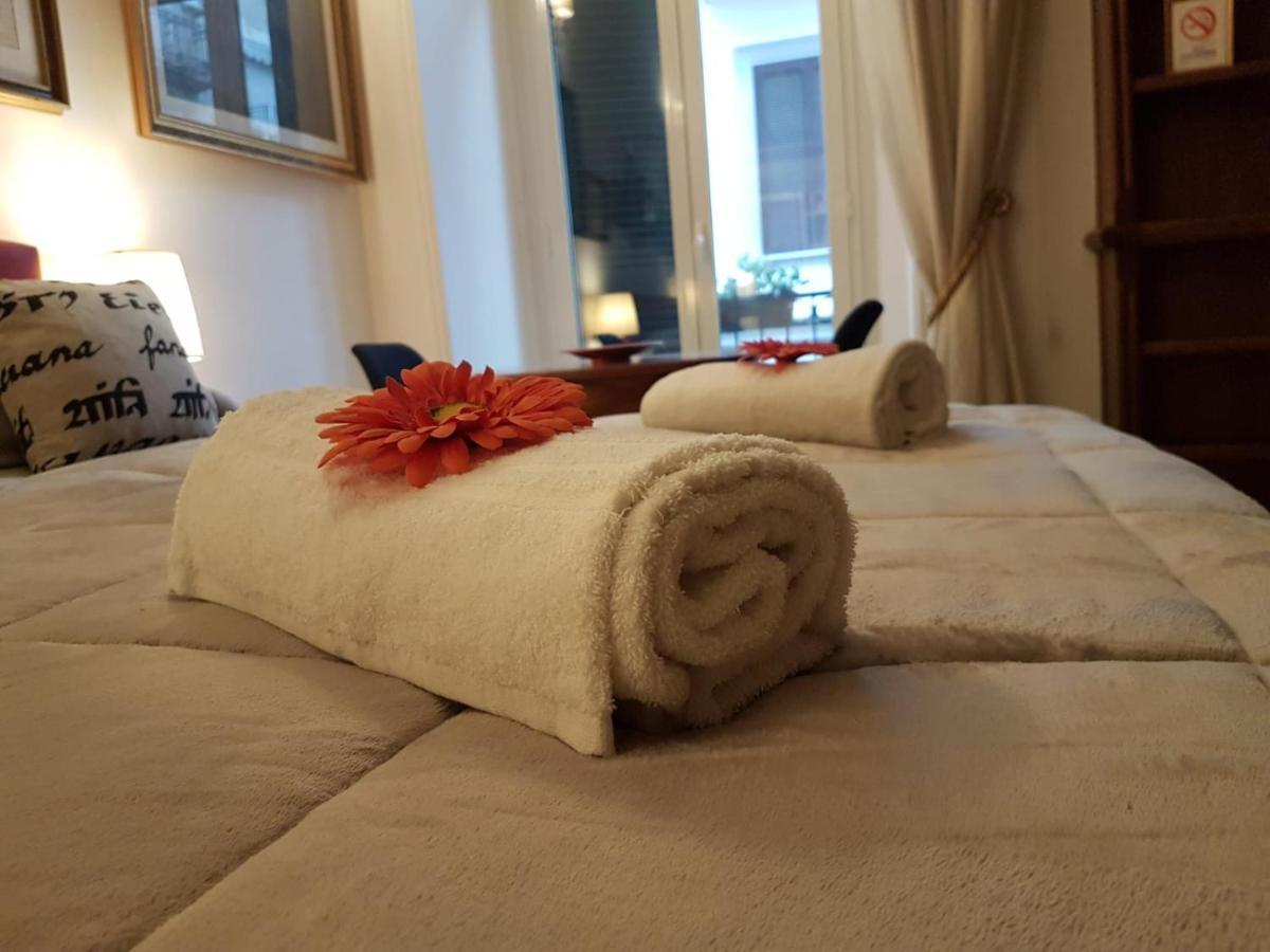 Suite Ottocento Napoletano Naples Luaran gambar